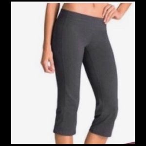 Athleta Kick Booty 2 Capri -SZ S